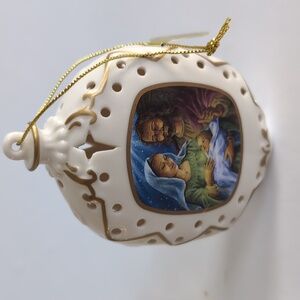 Danbury Mint Co "Mary & Joseph" Nativity Illuminated Ornament